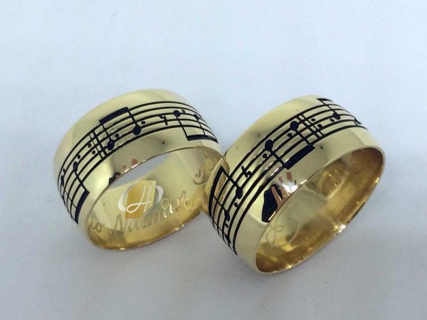 Par de Alianças Notas Musicais 10mm Ouro 18k