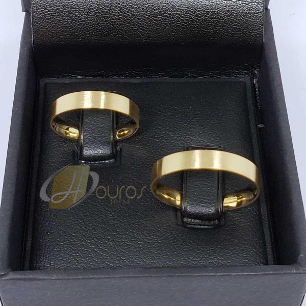 Par de Alianças Reta Polida 3 Brilhantes Ouro 18k 7mm 14g 2